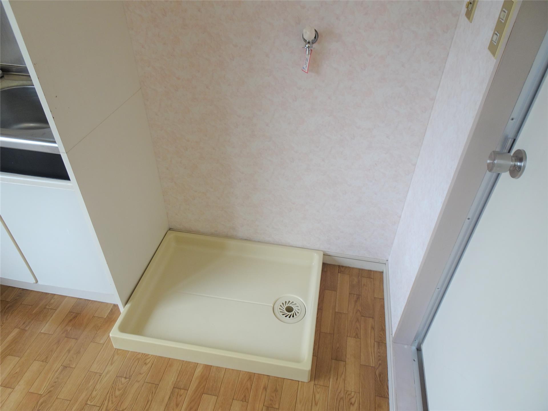 その他設備　室内洗濯機置場完備♪