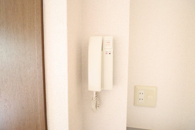 セキュリティ　会話もできるので、わざわざ玄関に行かなくても済みますね！