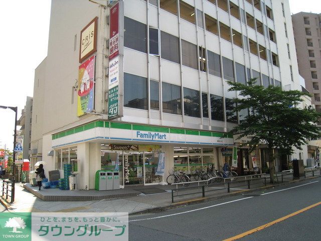 コンビニ　ファミリーマート聖蹟桜ヶ丘店（コンビニ）まで1140m
