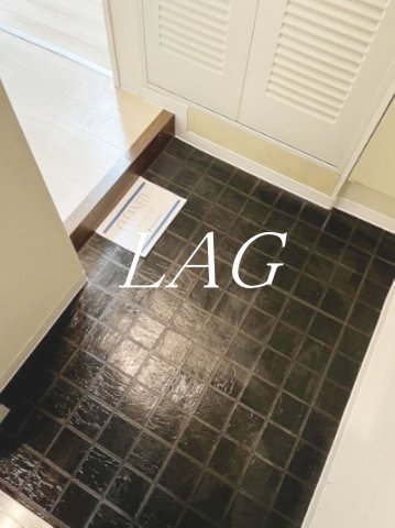 玄関　玄関です。