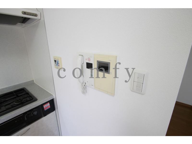 セキュリティ　安心のモニター付きインターホン