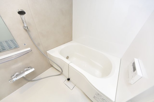 バス・シャワールーム　追焚バス