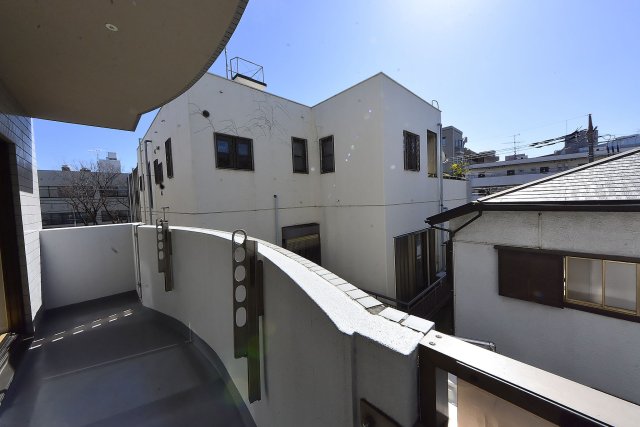 バルコニー　バルコニー