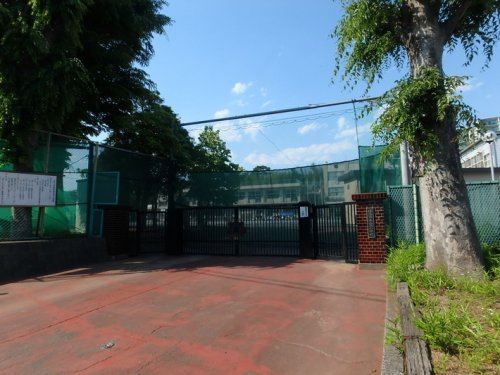 小学校　横浜市立山内小学校（小学校）まで451m