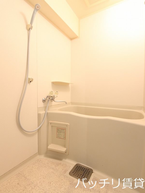 バス・シャワールーム　別号室の画像の為、現状を優先いたします