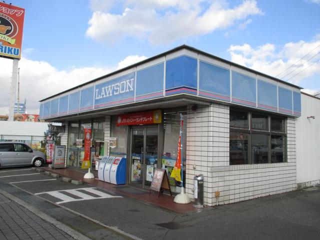 コンビニ　ローソン三葛店（コンビニ）まで744m