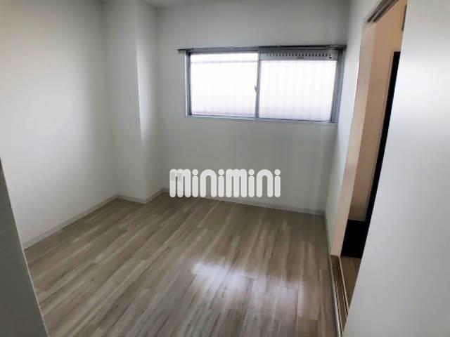 居室・リビング　北側洋間