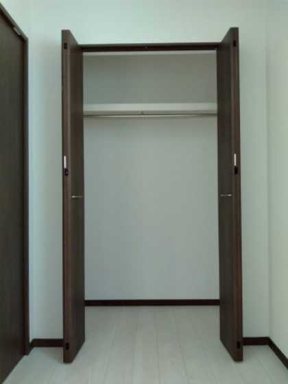 収納　※掲載写真は同マンション別部屋参考写真となります。