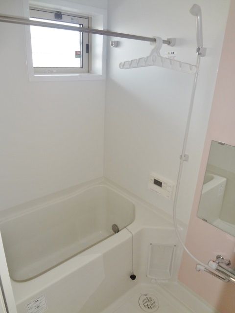 バス・シャワールーム　大和ハウス施工の築浅賃貸住宅　設備・収納充実