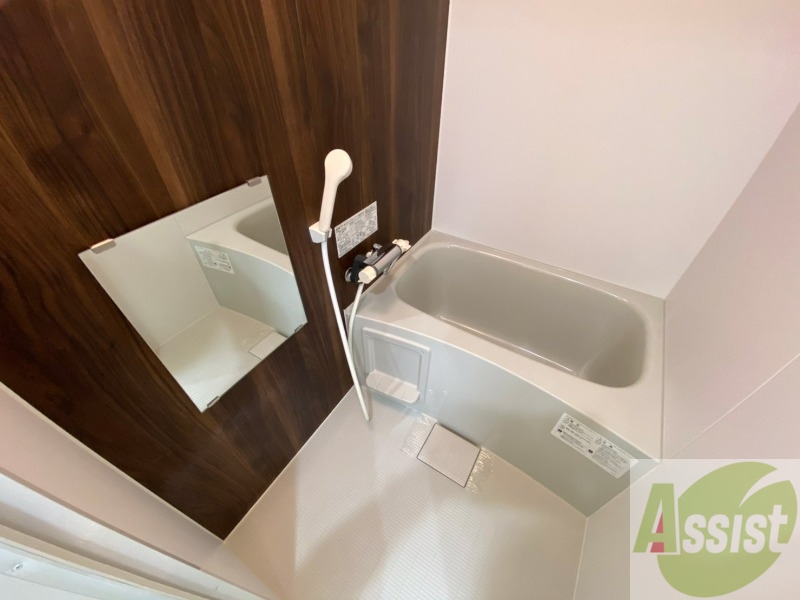 バス・シャワールーム　お風呂です。ゆっくりお風呂につかるのも体に良いですね～