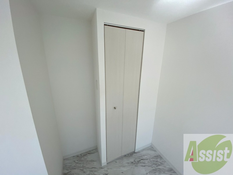 収納　寝室の収納です。物もしまえてお部屋もすっきりしますね。