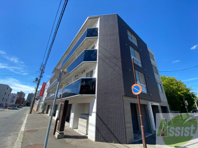 建物外観　札幌市北区北３７条西「ＮＩＣＯ麻生」