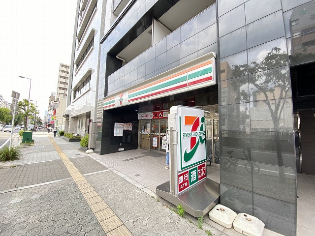 コンビニ　セブン－イレブン大阪谷町６丁目店（コンビニ）まで1224m