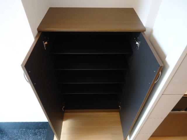 収納　下駄箱