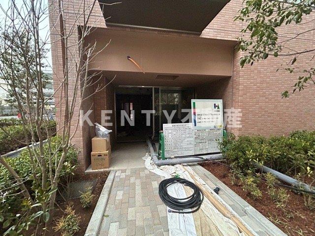 エントランス　清潔なエントランスです