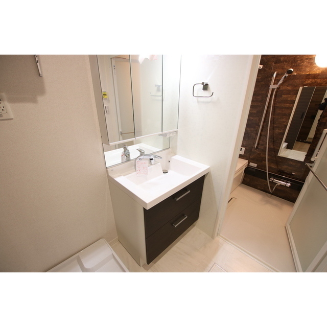 洗面設備　人気のシャンプードレッサー！