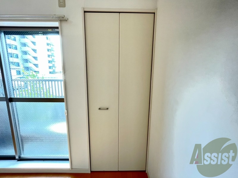 収納　収納はこちら。中の様子が気になりますね。。