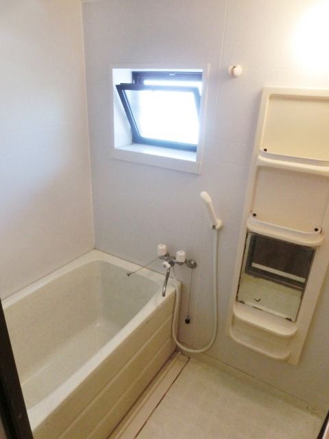 バス・シャワールーム　綺麗なバスルーム。