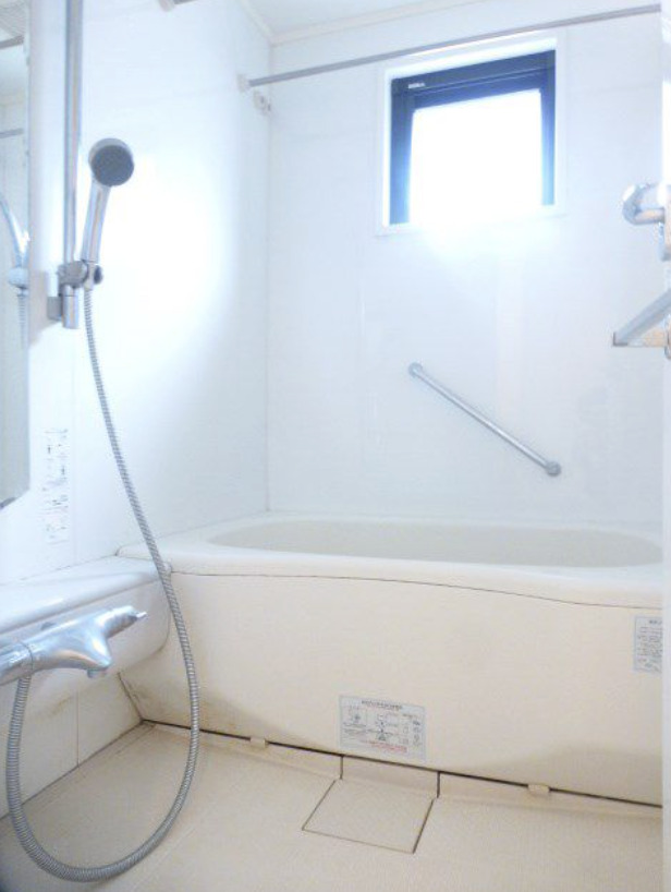 バス・シャワールーム　日々の暮らしに欠かせないお風呂です