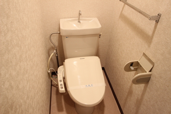 トイレ　※別部屋の写真です。