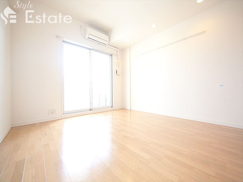 居室・リビング　内装