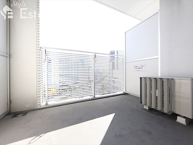 バルコニー　バルコニー