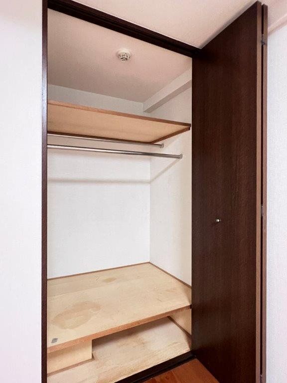 収納　洋室収納