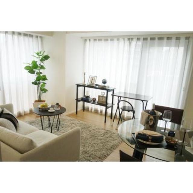 居室・リビング　※写真は同タイプ住戸です。