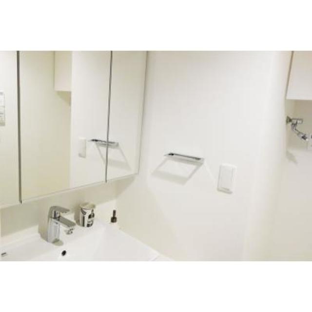 洗面設備　※写真は同タイプ住戸です。