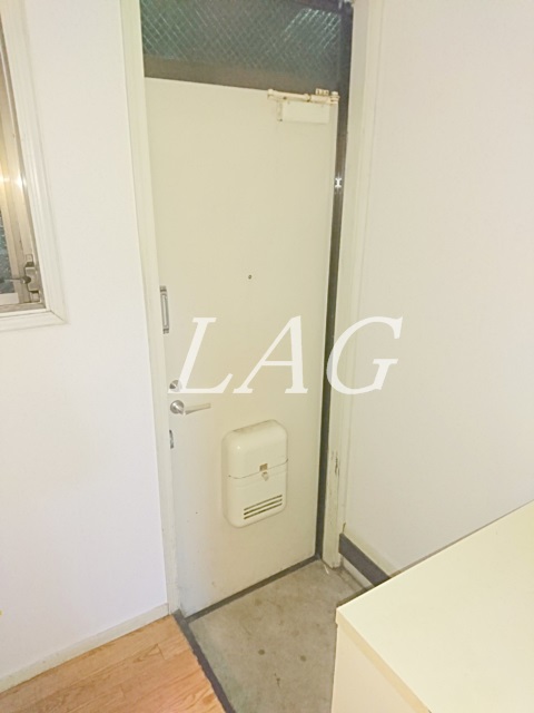 玄関　玄関です。