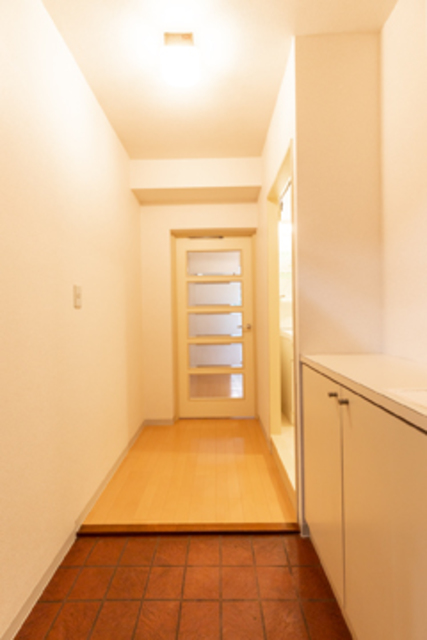 玄関　※写真は同タイプ住戸です。