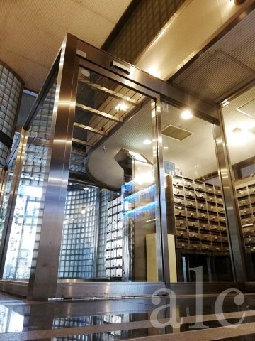 建物外観　オートロックエントランス　フォーラムイン東京