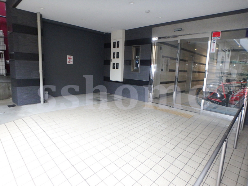 エントランス　建物入口