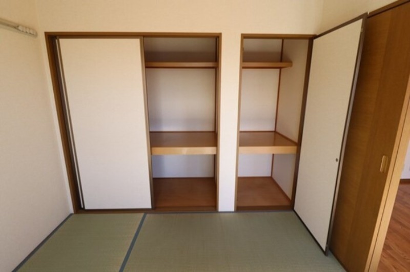 収納　図面と現状に相違がある場合には現状を優先