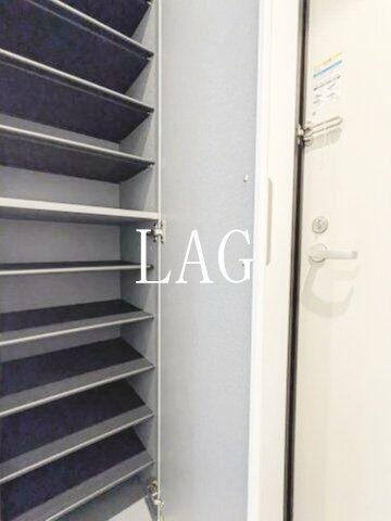 玄関　玄関です。