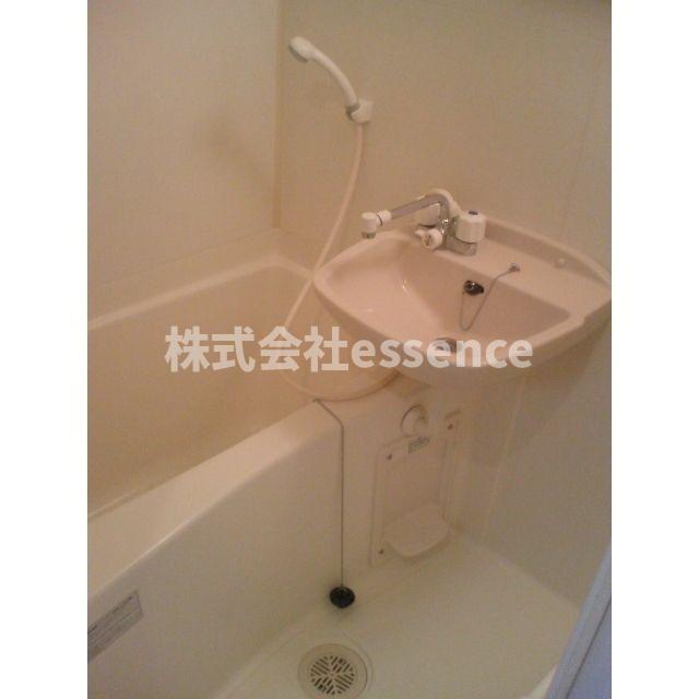 バス・シャワールーム　弊社ではオンライン対応・現地対応可能です♪