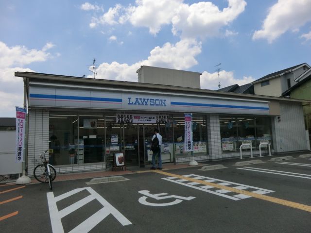 コンビニ　ローソン西京川島店（コンビニ）まで403m