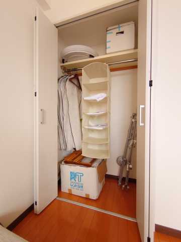 収納　プライムアーバン中目黒II