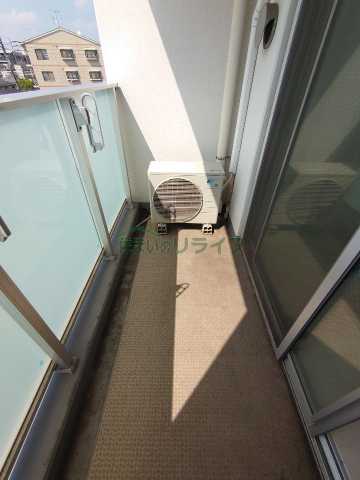 バルコニー　別部屋の参考写真です。