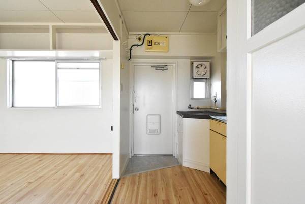 玄関　ビレッジハウスの同一物件・同一タイプの間取りの写真です