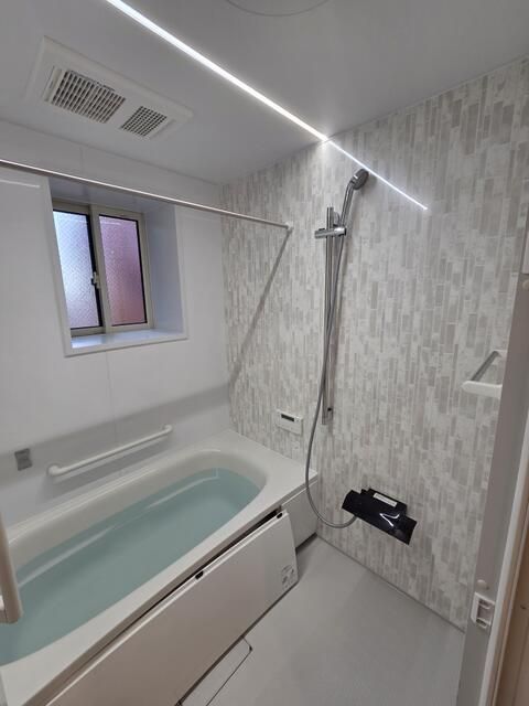 バス・シャワールーム　浴室