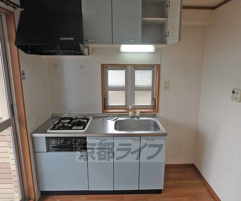 キッチン　システムキッチン入ってます