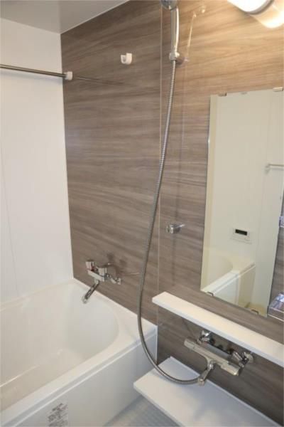 バス・シャワールーム　別部屋参考写真