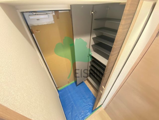 玄関　下駄箱もしっかりついてます！