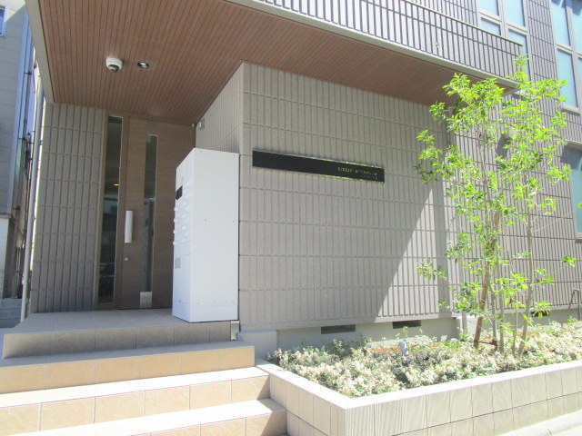 エントランス　★宅配BOX★防犯カメラ★エントランス★