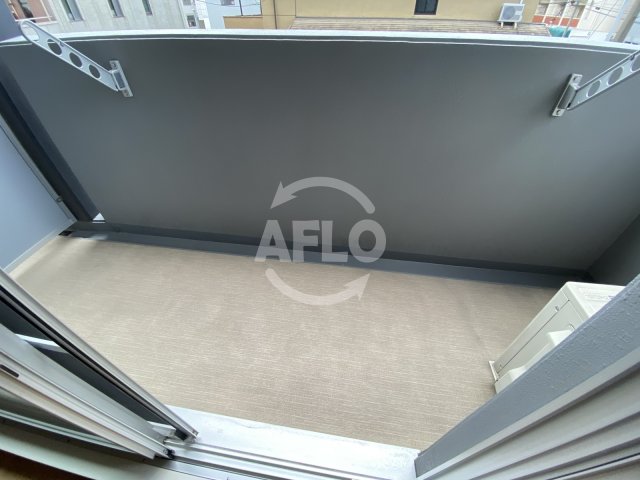 バルコニー　ラルーチェ北梅田　バルコニー