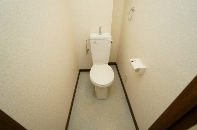 東武東上線 東武練馬駅 徒歩4分 5階建 築39年のトイレ写真