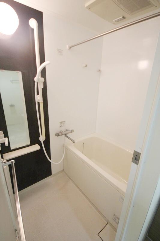 バス・シャワールーム　弊社は都内全域の物件が仲介手数料最大無料でご紹介可能です！