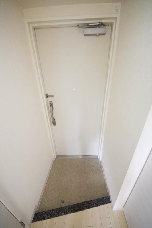 玄関　弊社は都内全域の物件が仲介手数料最大無料でご紹介可能です！