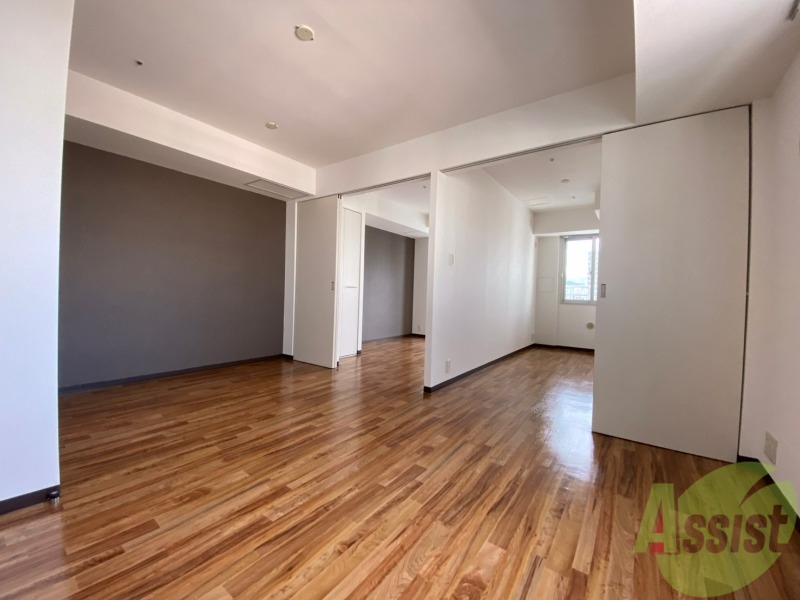 居室・リビング　広くてキレイなＬＤＫが広がっていて、充実した生活が送れそう。